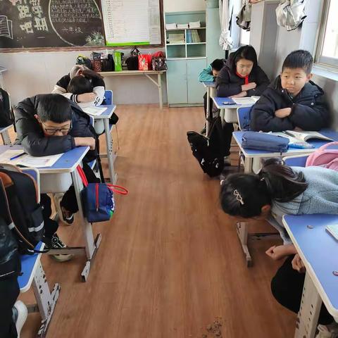 守护舌尖上的安全-逸夫小学食品安全演练圆满结束