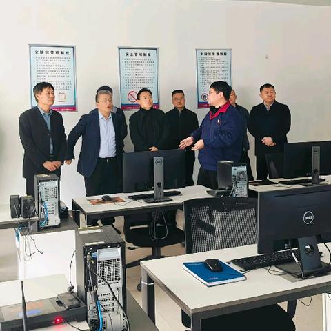 7日下午，省驻菏泽“四进”工作总队总队长，山东省市场监督管理局二级巡视员赵风勇一行到山东二叶调研