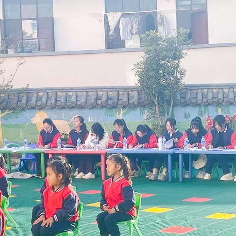 以研促教，共同成长——景星镇小学附属幼儿园健康领域户外公开课