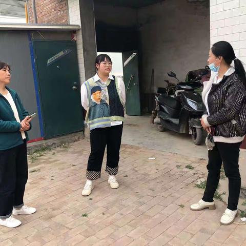 家校合育，共话成长—郎屯小学家访活动