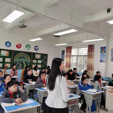 “教”沐春风启新航，“研”路前行以致远 ---河口镇中心小学校际教研活动走进土枝小学