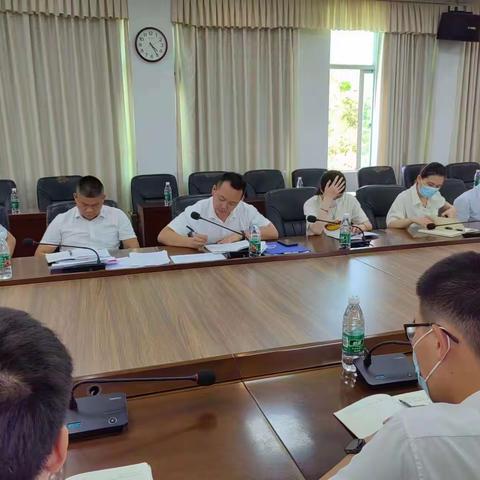 临高县委办召开座谈会，学习贯彻落实《新时代公民道德建设实施纲要》，提升全办职业道德建设