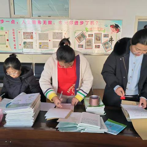 怀安县柴沟堡镇实验小学圆满完成本学期最后一次教学常规检查