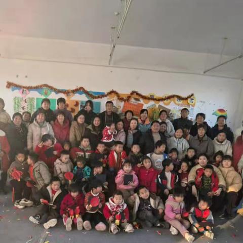 “陪伴成长，欢庆元旦”—清平镇中心幼儿园李祥分园元旦亲子活动