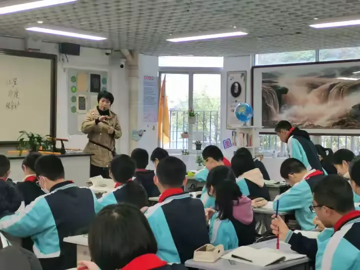 简篇-思政教育进课堂,春风化雨润心田——晋安区地理名师工作室活动纪实