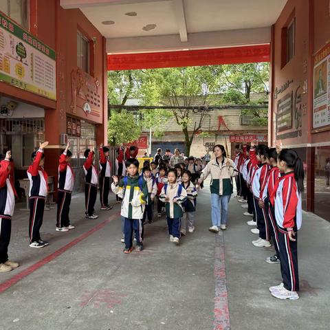 初遇小学 筑梦成长——乐安二小欢迎卉佳幼儿园参观交流活动