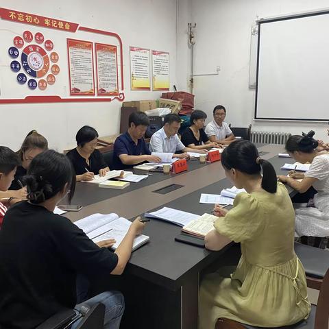 区委编办开展理论学习中心组学习巡听旁听工作