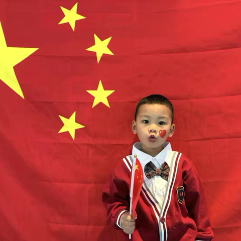 青柠🍋‍🟩～余逸川小朋友🥳