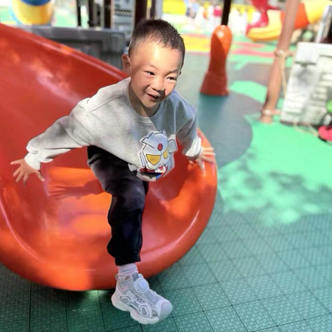 青柠🍋‍🟩～何嘉珏小朋友🥳