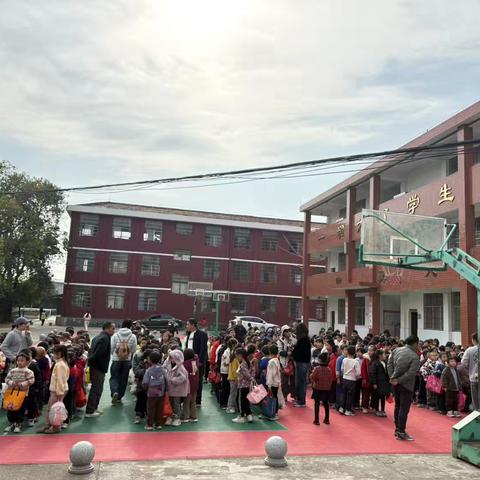 连山乡小学校本研修活动（一）