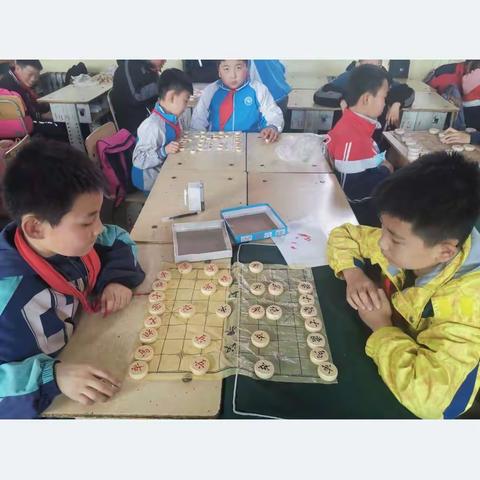 地庄小学象棋社团活动