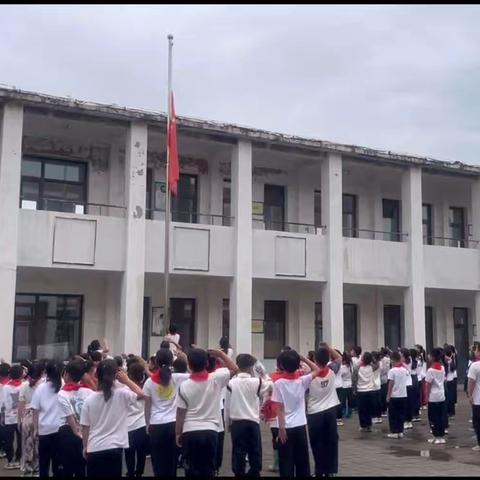 迎国庆  颂祖国  五星红旗飘起来——小韩楼小学迎国庆主题活动