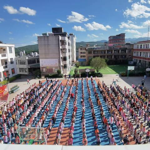 “喜迎建队日，争做好少年”——猫街中心小学庆祝“第74个中国少年先锋队建队日”主题活动