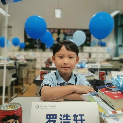 最美的遇见，是开学有你💗                         最好的期待，是未来可期🌟