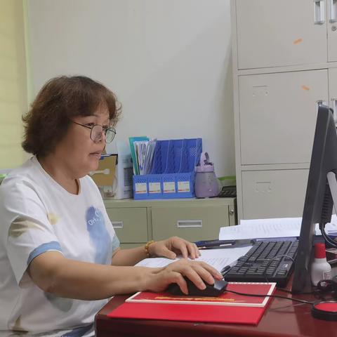 以调解促和谐：尽心尽力为调解，当场履行解心结