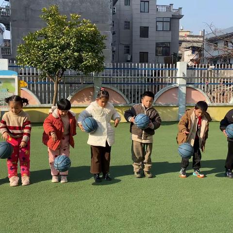 让时光✨吹进🌬️幼儿园的日常——启蒙幼儿园大二班