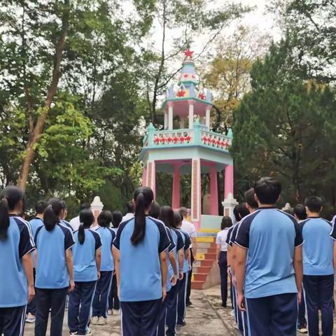 缅怀革命先烈，赓续红色血脉 --河婆中学清明节祭扫烈士墓活动