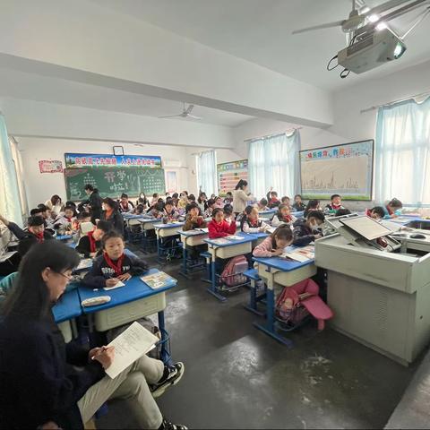 教与研携手，学与思并肩——安阳市文惠小学低年级数学组教研活动