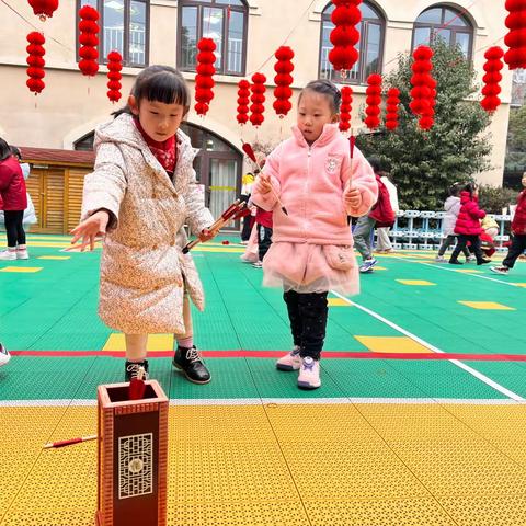 伸手接住一个新的春天