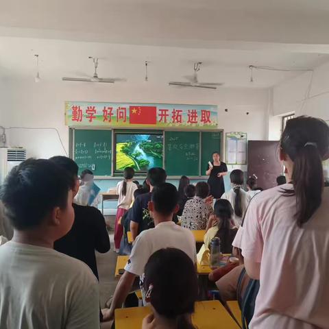 共筑安全防线，家校携手同行——张二庄镇各小学安全教育活动