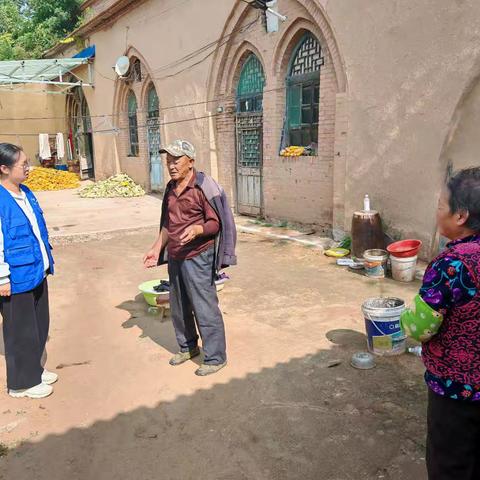 医保缴纳我帮您 网格服务暖人心