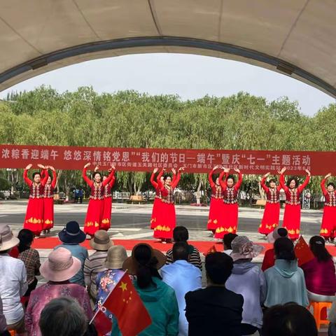 玉门市新市区街道玉关路社区       服务零距离，治理有温度