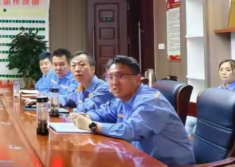 公司领导张占明到氯碱厂督导检查警示教育落实情况