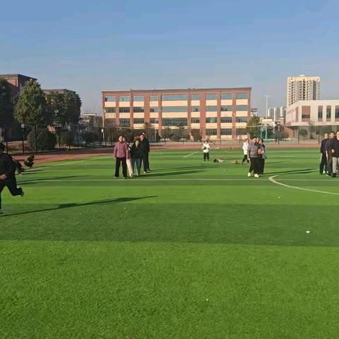 “趣”享运动，“味”为喝彩——记城南中学趣味运动会