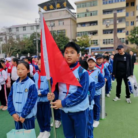 不负春光.快乐春游——宁强县实验小学四年级6班春游活动