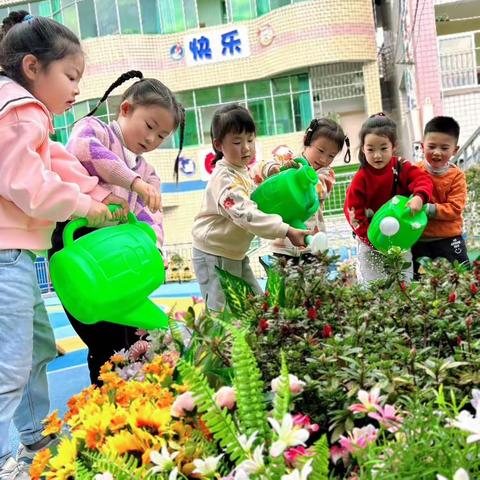 叶绿花开，三月您好！