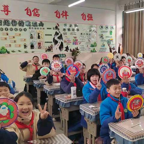 赣疆一线牵 元旦共欢喜 —实验小学学生和新疆小伙伴元旦联谊活动纪实