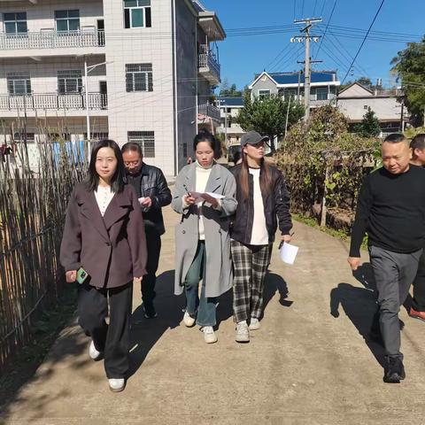积极开展环境评比，持续提升乡村颜值---圭峰镇开展2024年度第四次农村人居环境整治交叉检查