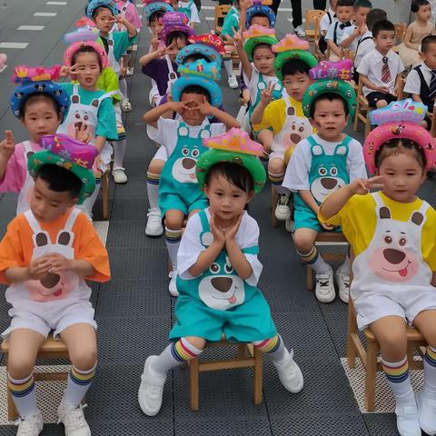 正安县第五幼儿园——小五班六月成长记录