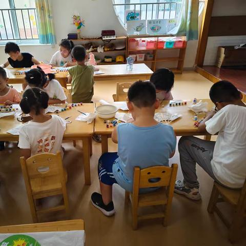 暑假不止步     成长不虚度 一一大华小学一年级九班暑假学习共同体