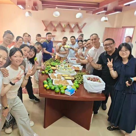 【党建引领】浓浓尊师意 暖暖育人情——澄迈县第三中学开展教师节暖心关爱活动