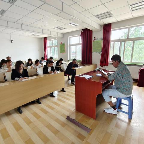 以质量求生存，以反思促进步 ——崔新庄子完全小学阶段性练习质量分析会