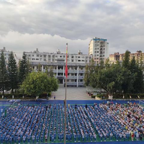 “核心素养下乡村小学生阅读兴趣培养的实践研究” ——景谷县小学语文陈文华名师工作室第三次集中研修活动