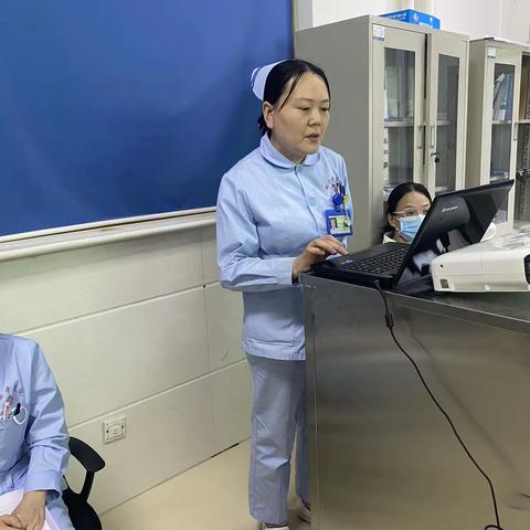 在学习  在成长