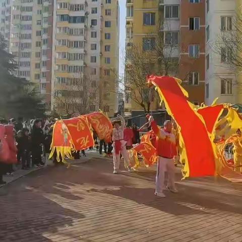 花园社区日间照料中心“龙跃新年，喜闹元宵”