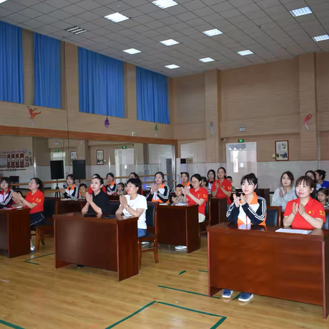 “爱国教育共筑梦，跟岗离别情谊深”锡林浩特市额尔敦幼儿园跟岗教师及工匠班学生欢送会