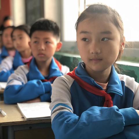 落实新课标理念  打造高品质课堂——林州市西街学校四年级听评课掠影