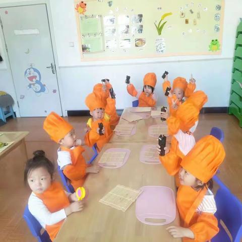 开发区艺智幼儿园《吃饭了》活动总结