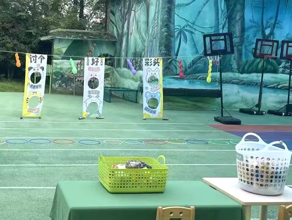 简篇-魔法森林奇遇记——阜阳市政府幼儿园高速时代园区小班开学礼