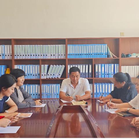 以说促研助成长—哈尔稿中心校2024-2025学年上学期青年教师“三说一演”活动