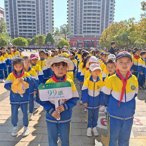 宣威市西宁街道第二小学班篮球“新苗杯”篮球赛·一二年级首届趣味篮球嘉年华 ——二年级99班赛事纪实