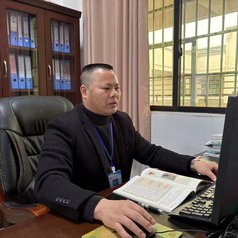 【清风岗】匠心育人 一路芳华——来宾市城南小学教育集团师德标兵风采展(第十五期）