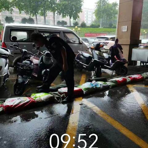 风雨坚守，责任担当，用心守护