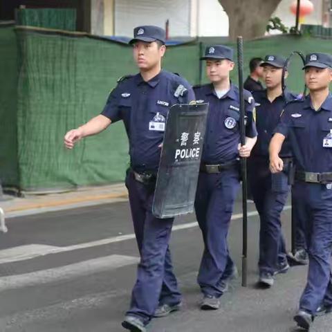 【灵寿特巡警】护航高考，助力平安