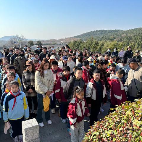 “拾趣自然，拥抱春天”——徐州经济技术开发区特殊教育学校春游记