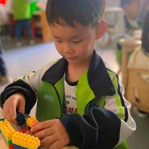 宝贝的精彩瞬间💕